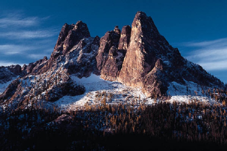 De berg is in de Bijbel een beeld van het Koninkrijk.